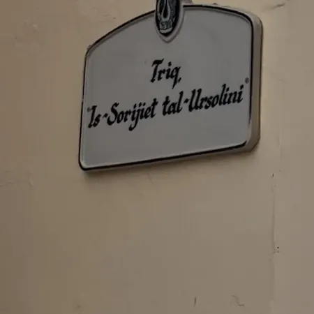 Vendégház Double Bedroom With Private Bathroom 3*